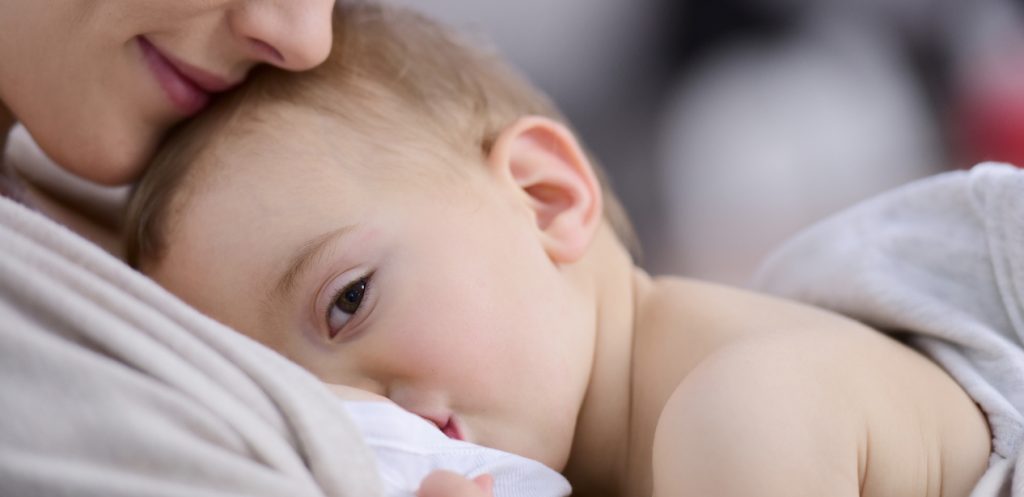 مشاكل الرضاعة الطبيعية والحلول المناسبة والمريحة