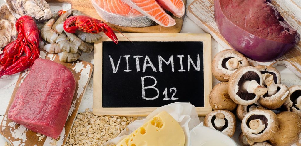  9  منتجات تمد الجسم بفيتامين B12