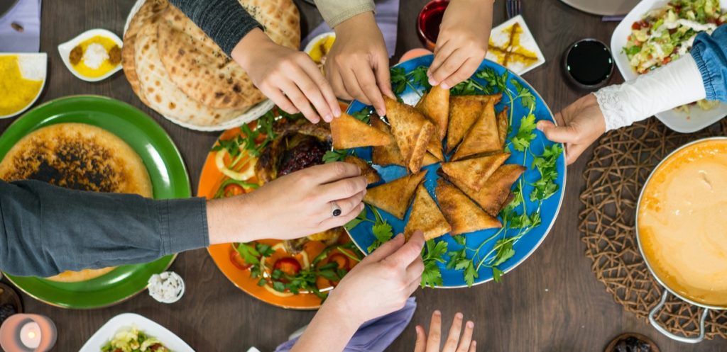 الأطباق الصحية المفضلة للأطفال وقت فطور رمضان