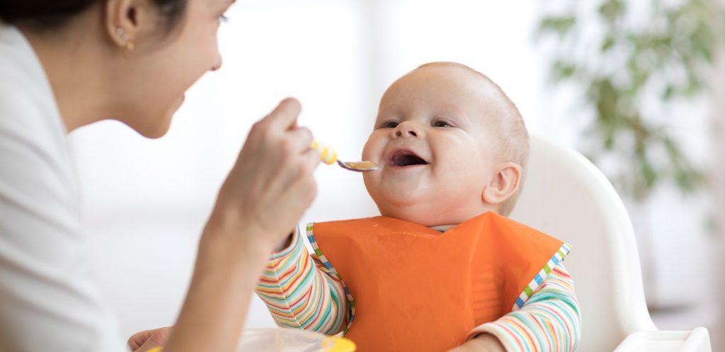 احتياجاتك الأساسية من أجل اطعام الطفل الرضيع
