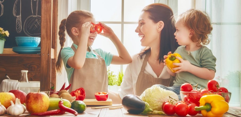 التغذية الصحية لأطفالك في المنزل والمدرسة
