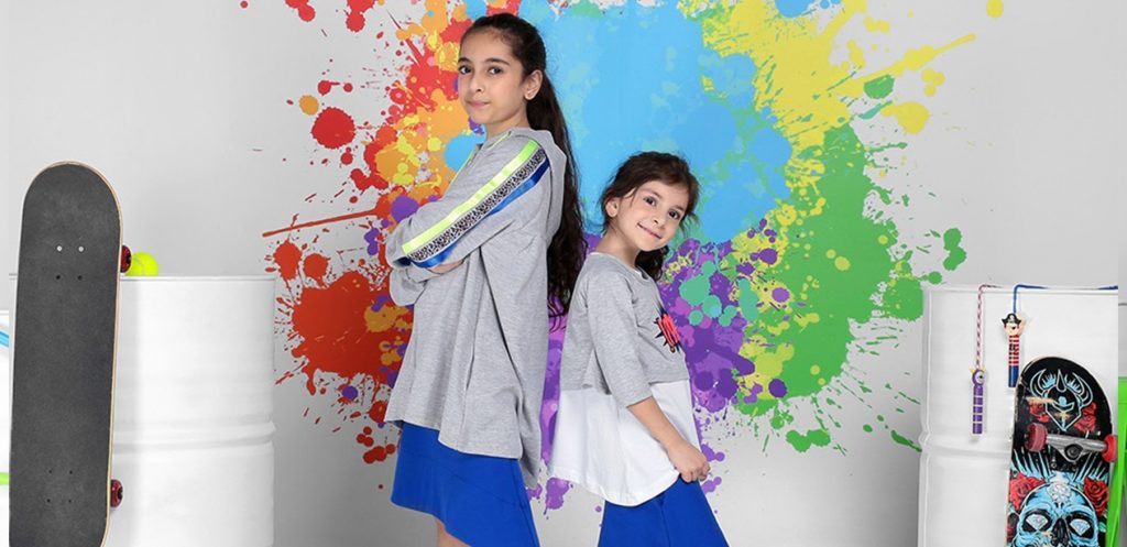 ملابس بنات على الموضة من تصميم المصممة السعودية المبدعة دانة بنات