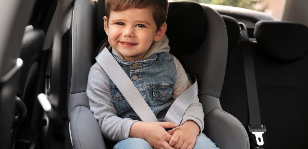 Tried and tested ways to keep your Toddler entertained in the car