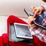 تنظيم علاقة الأطفال مع الأجهزة الإلكترونية