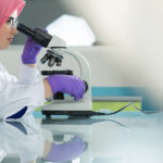 قصص نجاح ملهمة لنساء عربيات في عالم العلوم