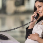 4 آداب للتواصل و التصرف المهني للأم الحامل مع عملها