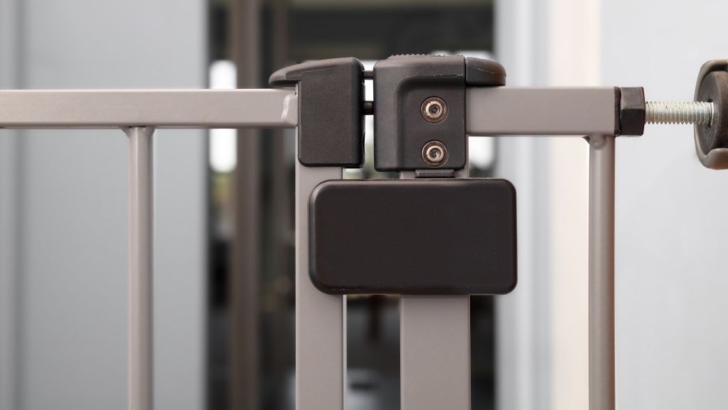 Baby Gate Lock Mechanism