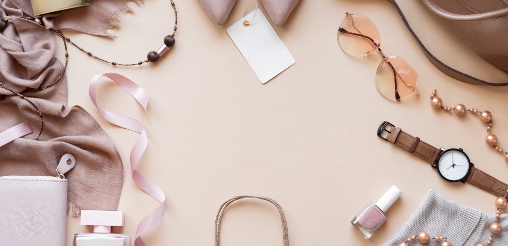 مشتريات العيد: دليلكِ الشامل لأناقة العائلة وتجهيزات المنزل في 2026